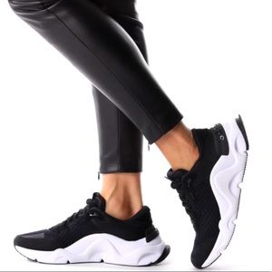 New in box. Size 11 Sorel Renegade Kinetic Lace Sneakers